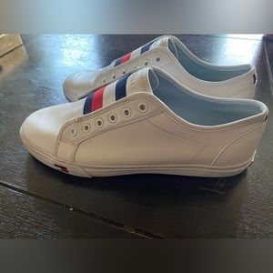 Used Tommy Hilfiger slip ons 9.5M/ 10W (runs small)